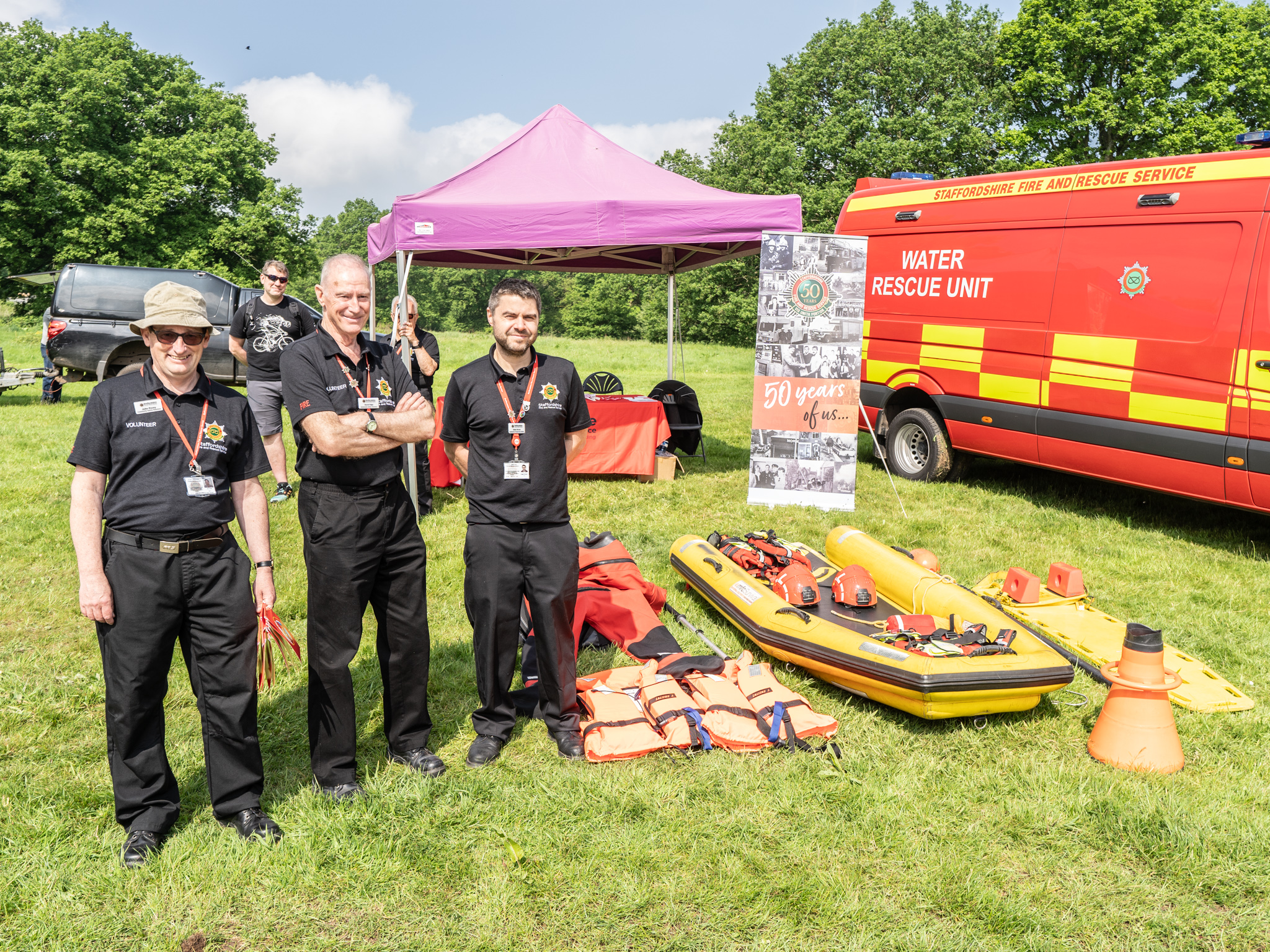 dsc07008-1_53731396444_o